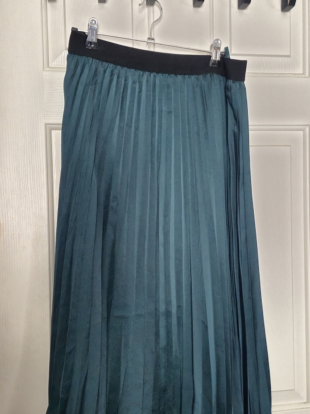 Pleated Teal Maxi Skirt with Black Waistband